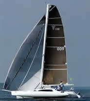 Trimarán F33 Nelda Ray