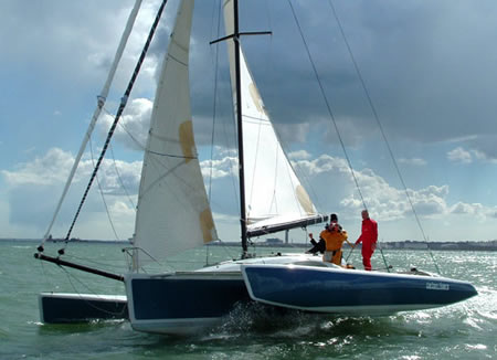 Trimarán F33 Carbon Tiger II